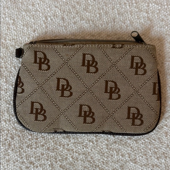 Dooney & Bourke Monogram Clutch Wallet - Picture 1 of 7